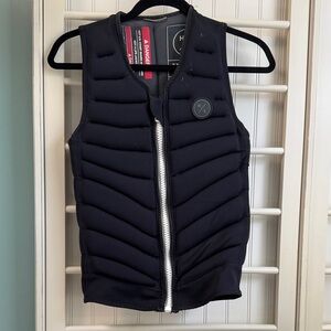 Hyperlite wake surf competition vest